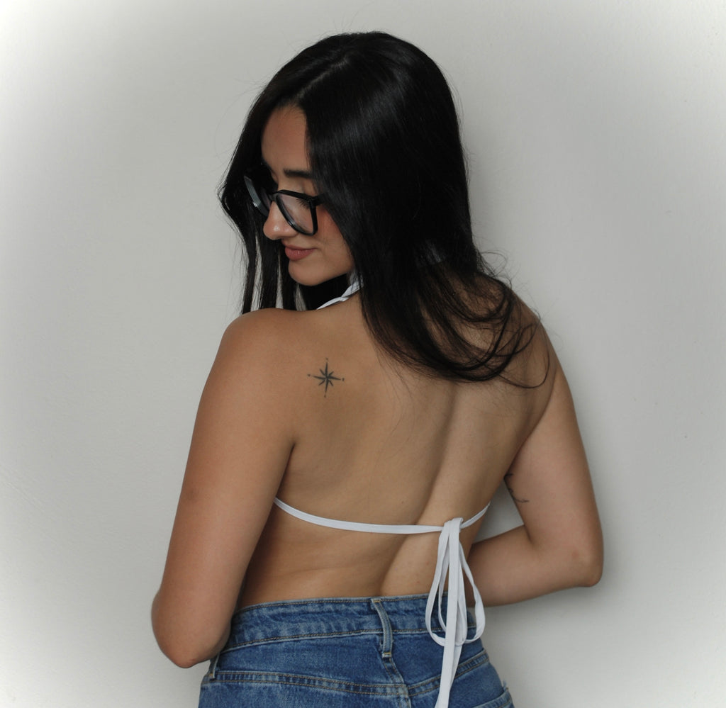 Top Minimal con cuello